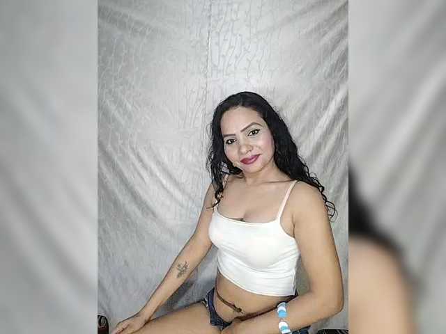 Girja-P-M live cam on BongaCams