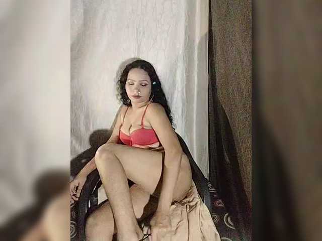 Girja-P-M live cam on BongaCams