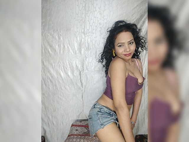 Girja-P-M live cam on BongaCams