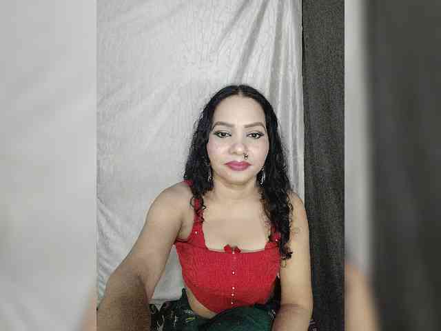 Khushi-wow webcam