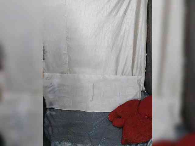 Khushi-wow webcam