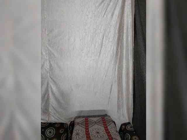 Khushi-wow webcam