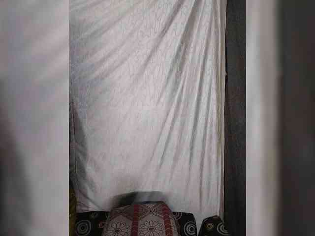 Khushi-wow webcam