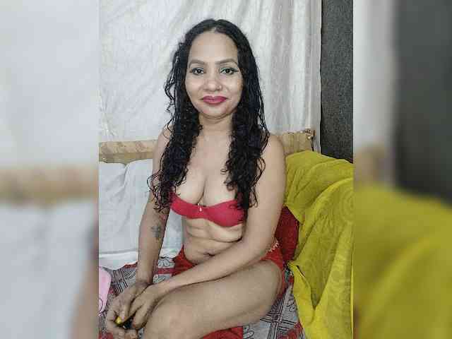 Khushi-wow webcam