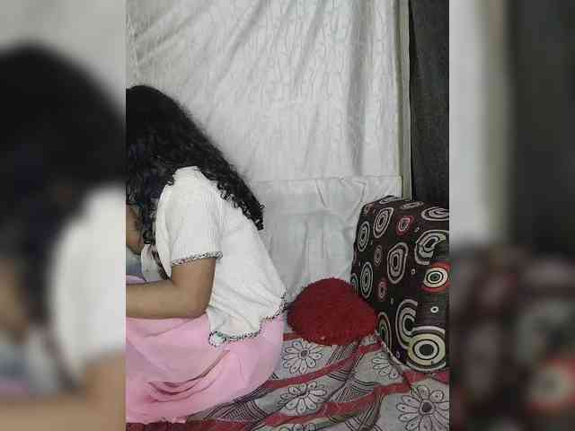 Khushi-wow webcam