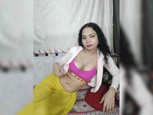 Khushi-wow webcam