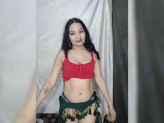 Khushi-wow webcam