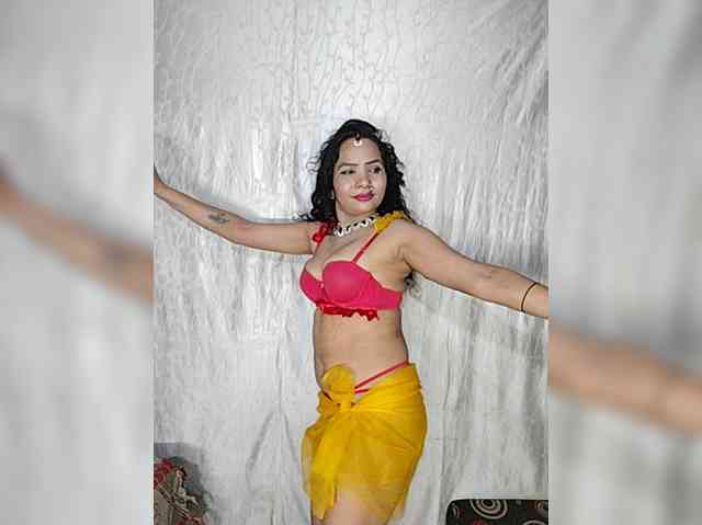 Khushi-wow webcam