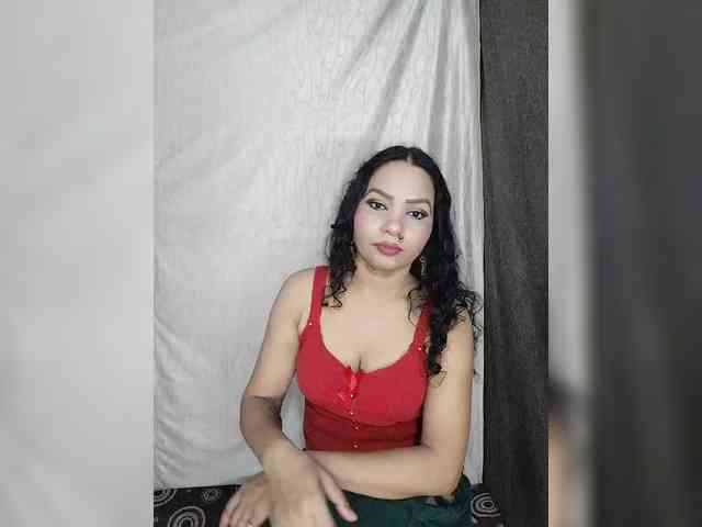 Khushi-wow webcam