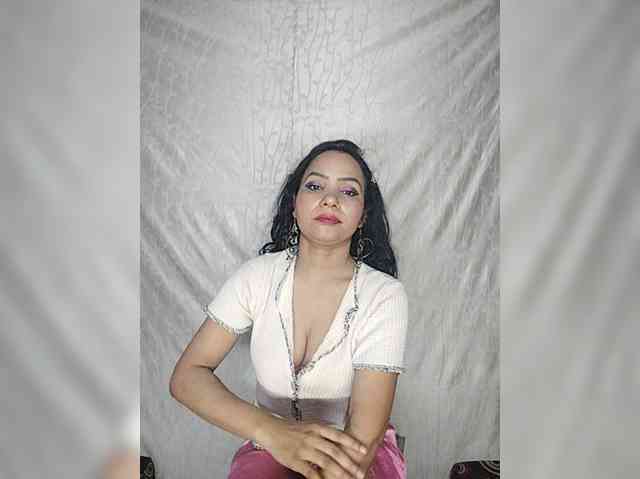 Khushi-wow