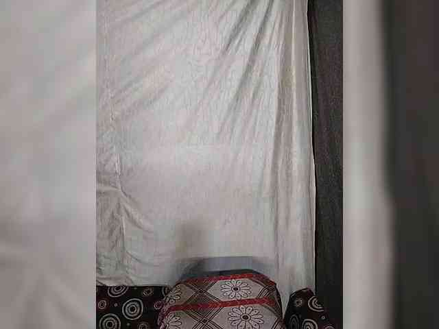 Khushi-wow webcam