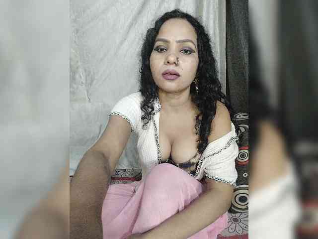 Khushi-wow webcam