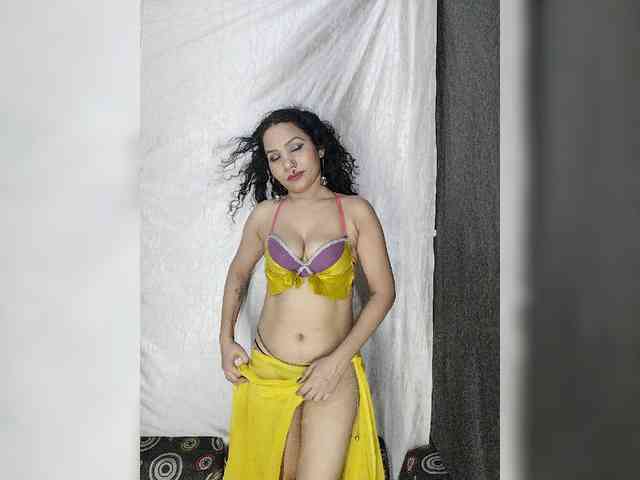 Khushi-wow webcam