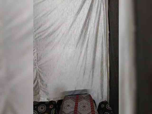Khushi-wow webcam