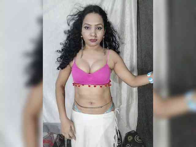 Khushi-wow webcam
