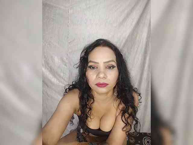 Khushi-wow