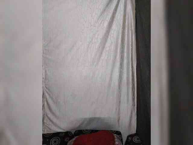Khushi-wow webcam