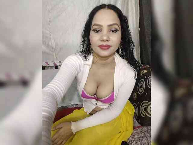 Khushi-wow webcam