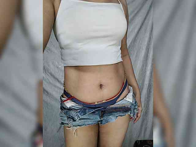 Khushi-wow webcam