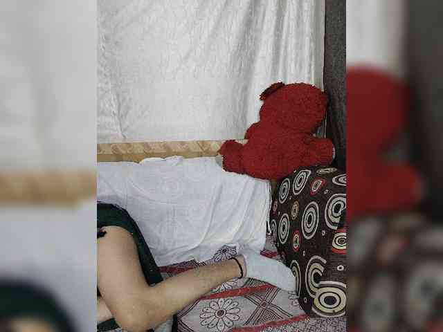 Khushi-wow webcam