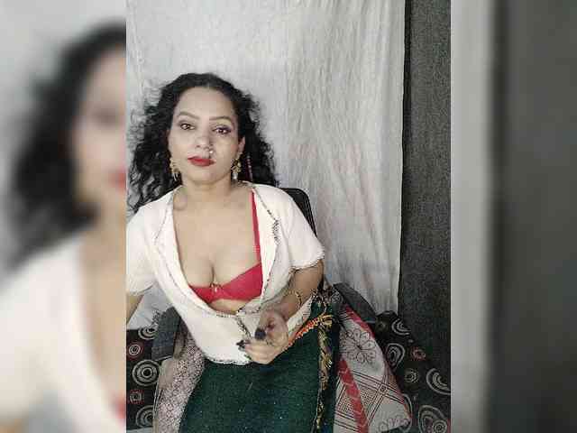 Khushi-wow webcam