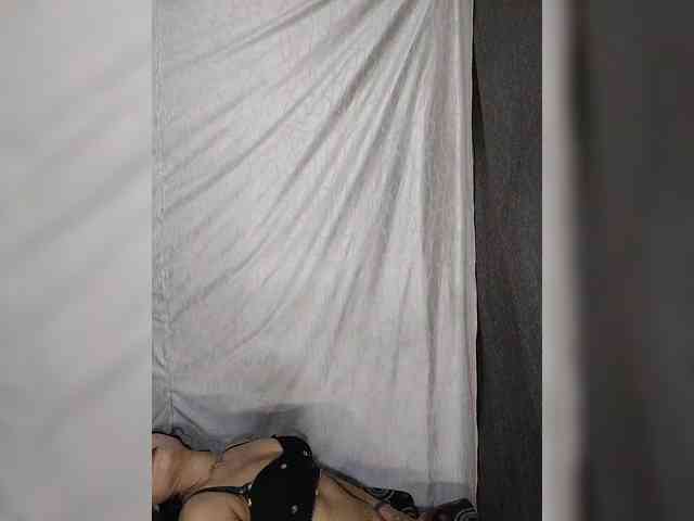 Khushi-wow webcam