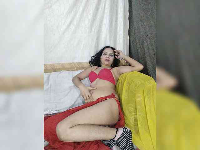 Khushi-wow webcam