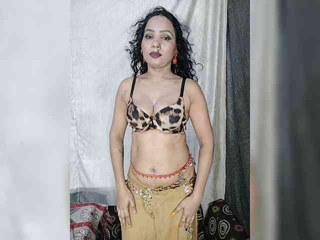 Khushi-wow webcam