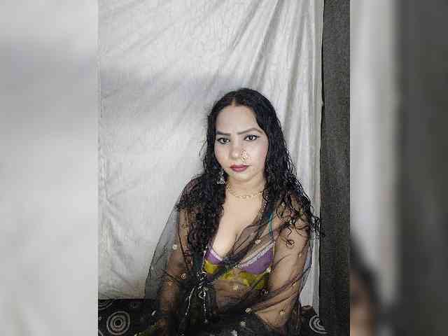 Khushi-wow webcam