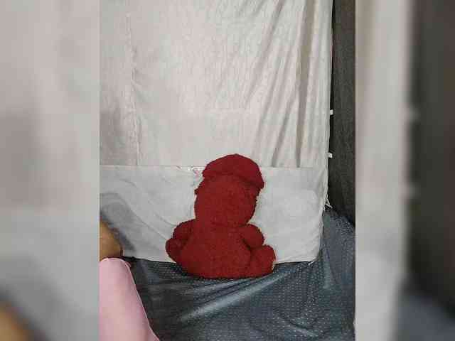 Khushi-wow webcam