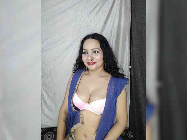 Khushi-wow webcam