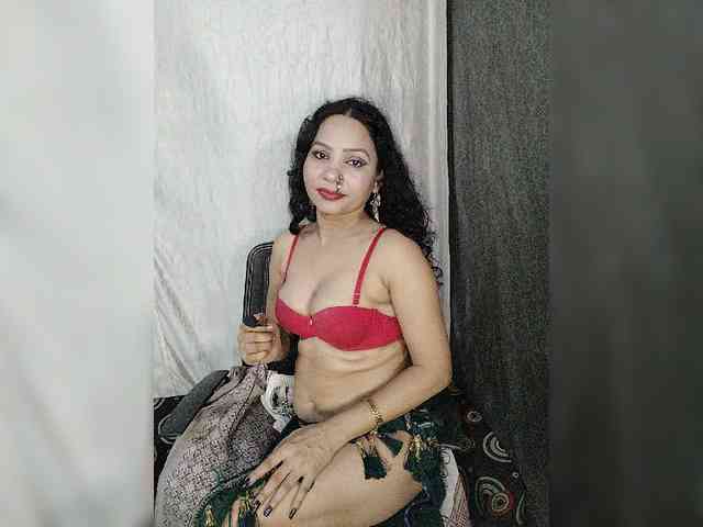 Khushi-wow webcam