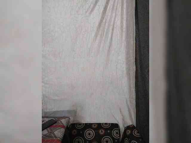Khushi-wow webcam