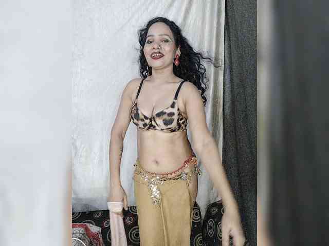 Khushi-wow webcam
