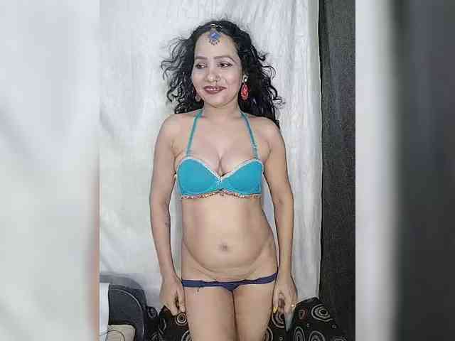 Khushi-wow webcam