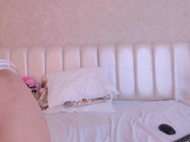 SofiaLipsky live webcam show