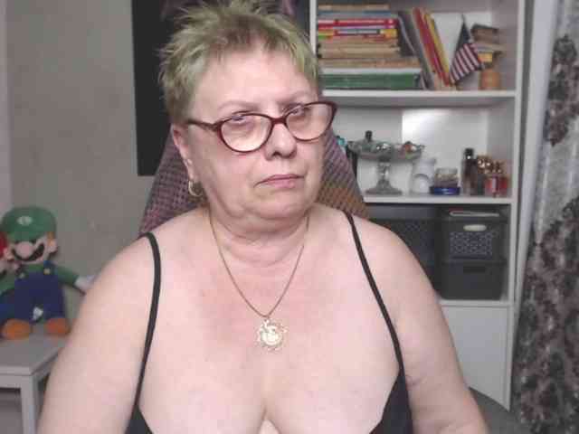 Mella4you Live Webcam on BongaCams