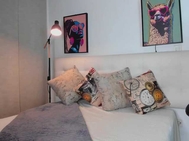 Sheila-Teylor live cam on BongaCams