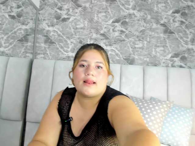 Sheila-Teylor live cam on BongaCams