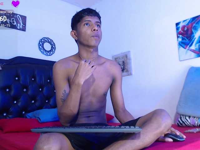 Santiago-Twinks