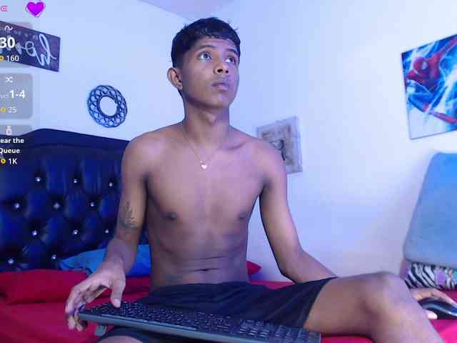 Santiago-Twinks