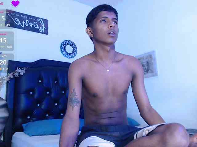 Santiago-Twinks