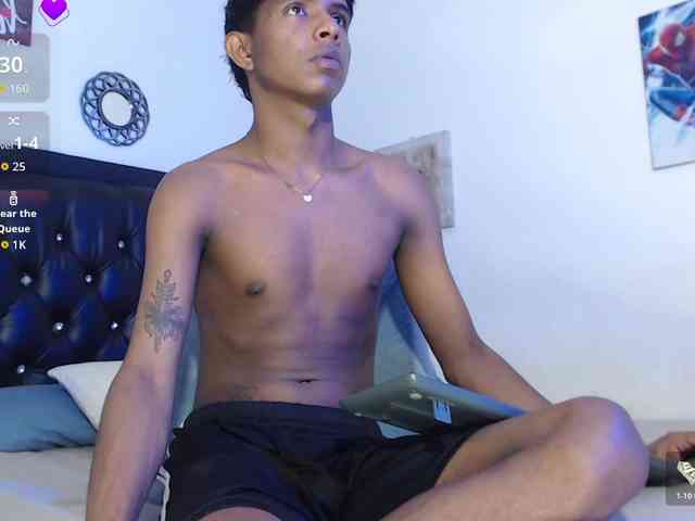 Santiago-Twinks