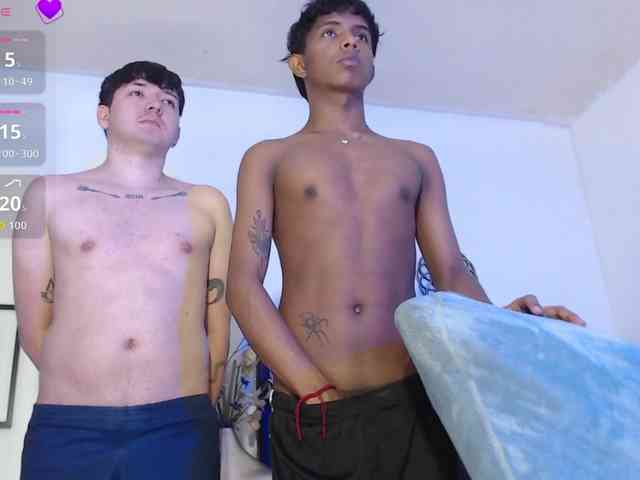 Santiago-Twinks