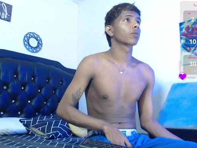 Santiago-Twinks