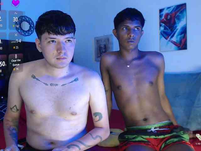 Santiago-Twinks