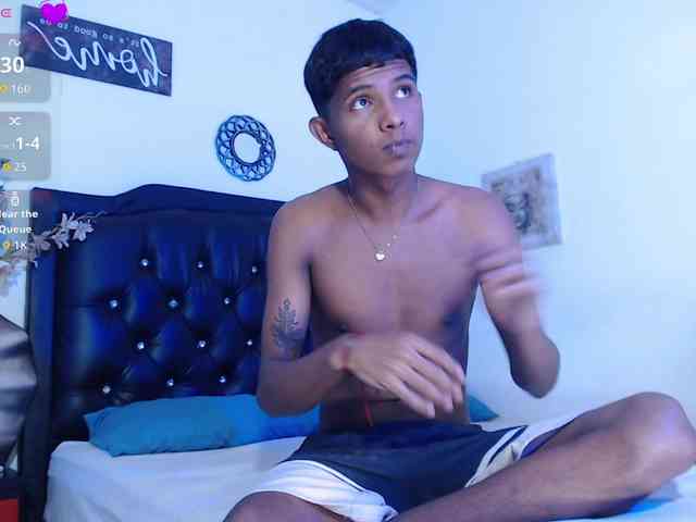 Santiago-Twinks