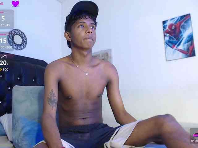 Santiago-Twinks