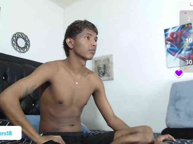 Santiago-Twinks Santiago-Twinks