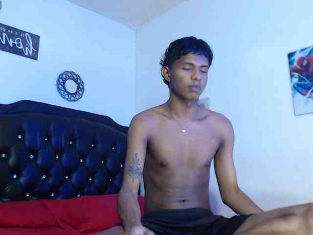 Santiago-Twinks